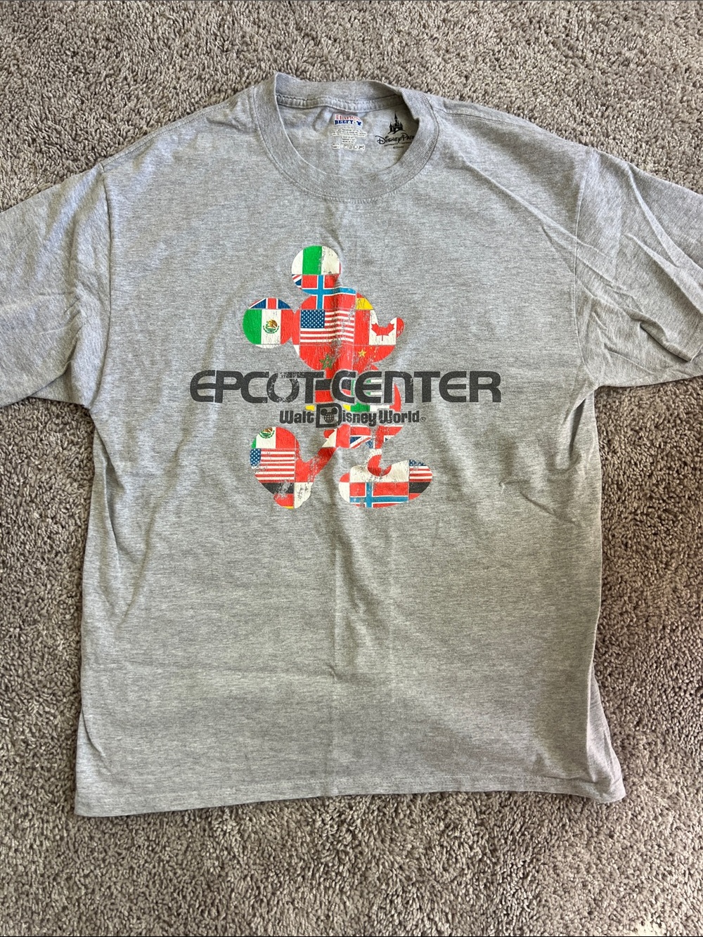 Disney Gray EPCOT Center Flag Mickey Short Sleeve Tee